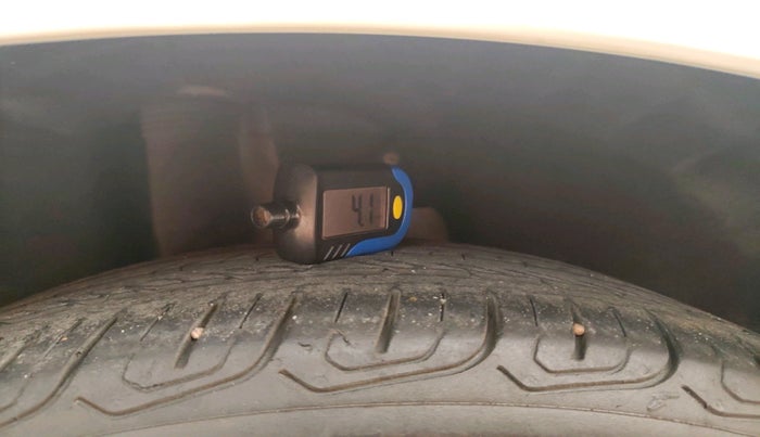 2022 Skoda Octavia STYLE 2.0, Petrol, Automatic, 51,557 km, tyre