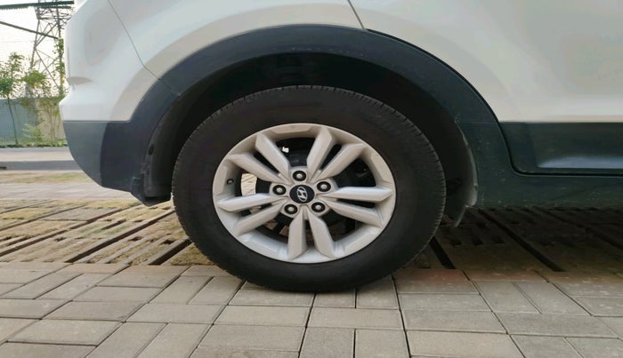 2016 Hyundai Creta SX PLUS 1.6 PETROL, Petrol, Manual, 68,806 km, tyre