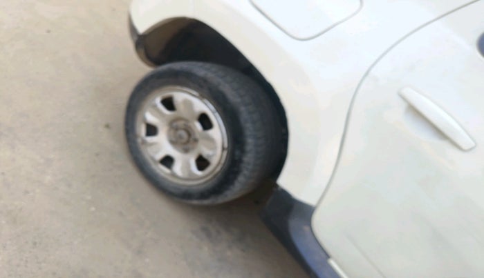 2013 Renault Duster 85 PS RXL DIESEL, Diesel, Manual, 96,181 km, tyre