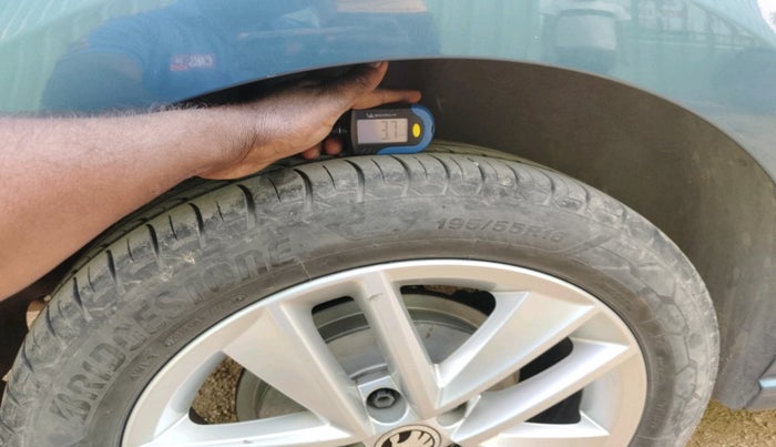 2017 Skoda Rapid STYLE 1.5 TDI AT, Diesel, Automatic, 1,43,927 km, tyre