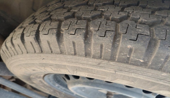 2019 Tata Harrier XZ 2.0L, Diesel, Manual, 1,57,435 km, tyre