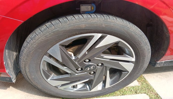 2021 Hyundai NEW I20 ASTA (O) 1.0 TURBO GDI DCT, Petrol, Automatic, 33,675 km, tyre