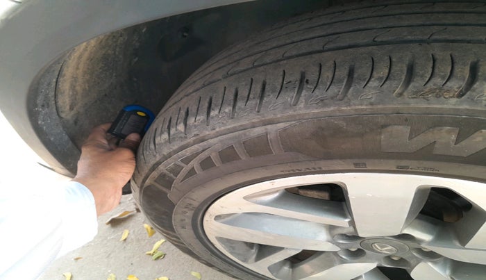 2021 Tata Safari XZ PLUS, Diesel, Manual, 1,20,827 km, tyre