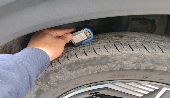 2024 Tata NEXON Smart Plus S 1.2 iCNG, CNG, Manual, 28,123 km, tyre