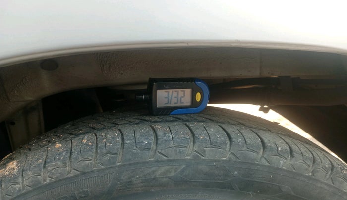 2012 Maruti Alto K10 VXI, Petrol, Manual, 83,500 km, tyre