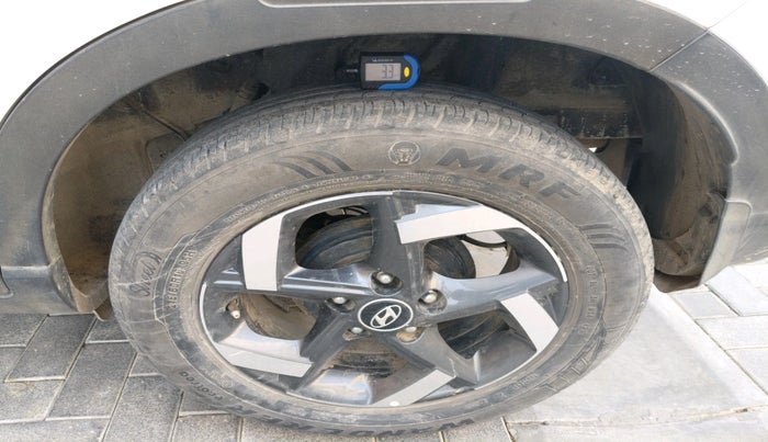 2020 Hyundai VENUE SX PLUS 1.0 TURBO DCT, Petrol, Automatic, 48,299 km, tyre