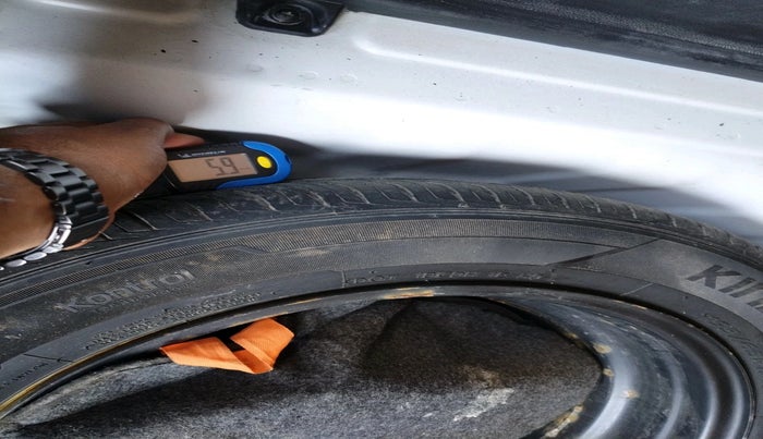 2020 Hyundai VENUE SX PLUS 1.0 TURBO DCT, Petrol, Automatic, 48,299 km, tyre