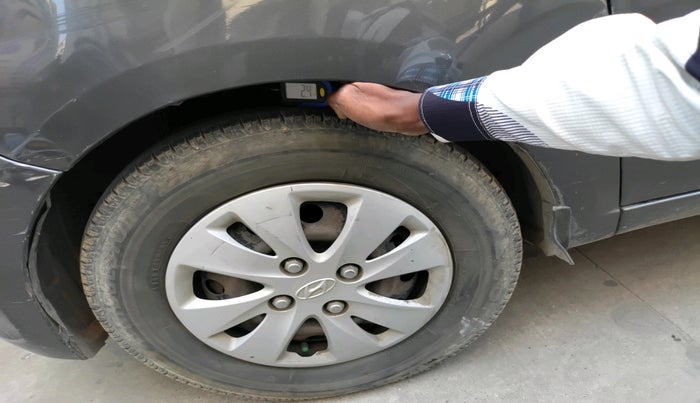 2011 Hyundai i10 MAGNA 1.2, Petrol, Manual, 1,18,505 km, tyre