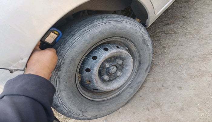 2014 Maruti Alto 800 LXI, Petrol, Manual, 1,10,614 km, tyre