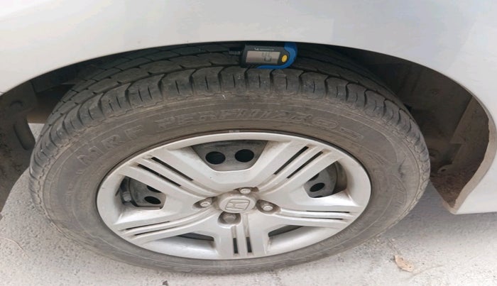 2008 Honda City 1.5L I-VTEC S MT, Petrol, Manual, 1,61,517 km, tyre