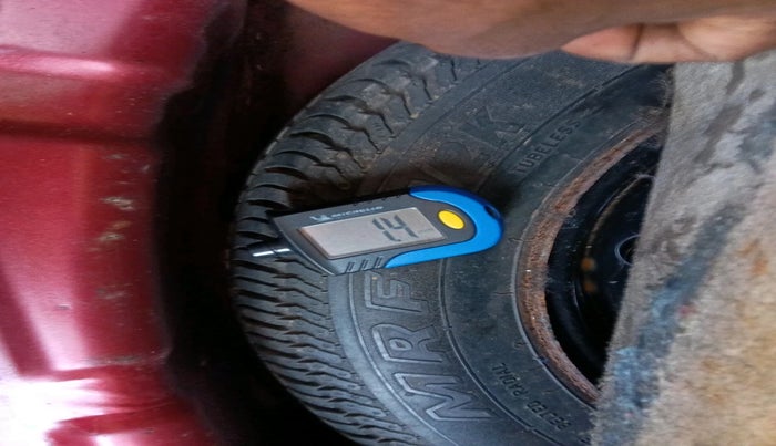 2017 Ford Figo Aspire TITANIUM1.5 DIESEL, Diesel, Manual, 1,40,203 km, tyre