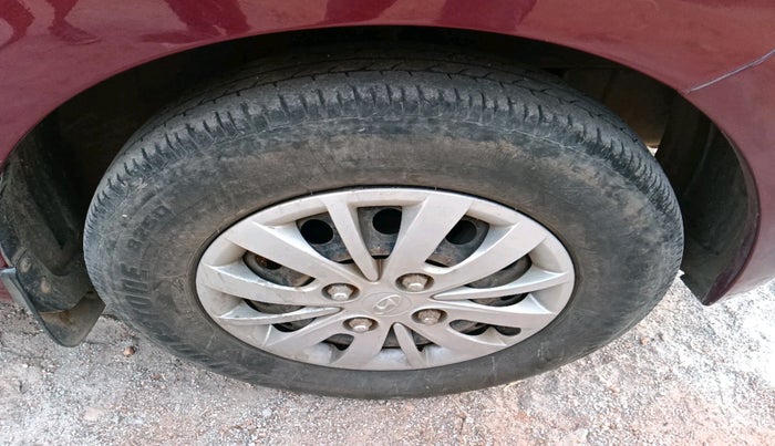 2013 Hyundai i10 SPORTZ 1.2 AT, Petrol, Automatic, 46,846 km, tyre