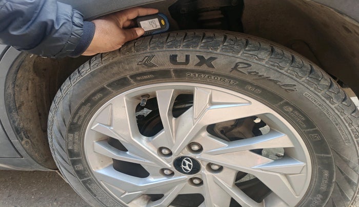 2023 Hyundai Creta SX 1.5 PETROL, Petrol, Manual, 11,056 km, tyre