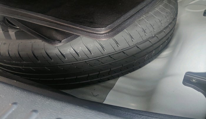 2023 Hyundai Creta SX 1.5 PETROL, Petrol, Manual, 11,056 km, tyre