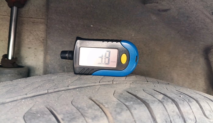 2016 Maruti Swift Dzire VDI (O), Diesel, Manual, 1,10,116 km, tyre