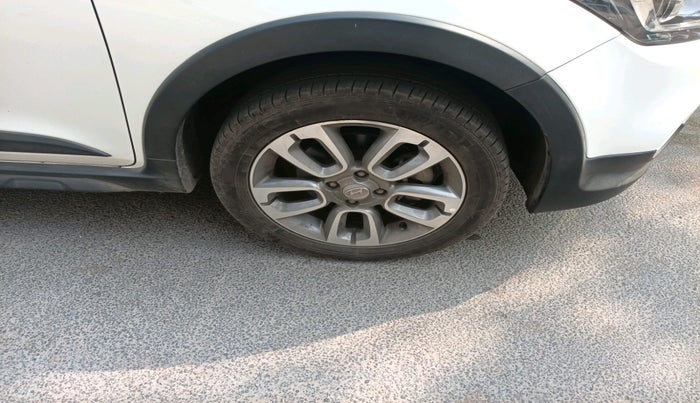 2017 Hyundai i20 Active 1.2 S, Petrol, Manual, 35,441 km, tyre