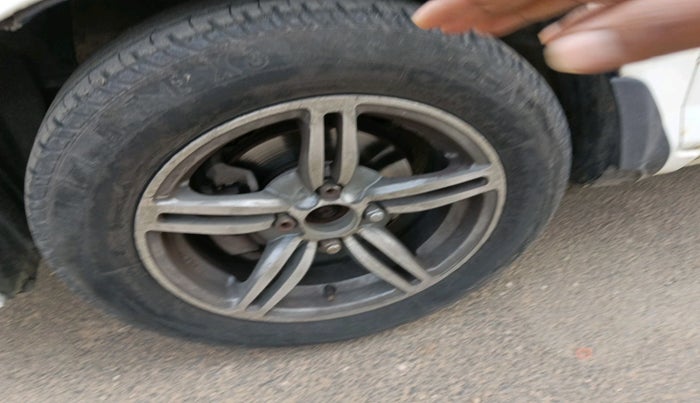 2006 Honda City 1.5L GXI, Petrol, Manual, 1,10,612 km, tyre