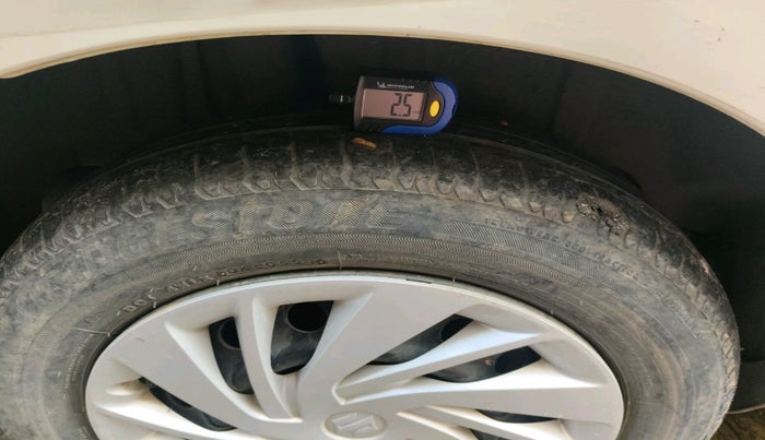 2021 Maruti Ertiga VXI CNG, CNG, Manual, 66,640 km, tyre