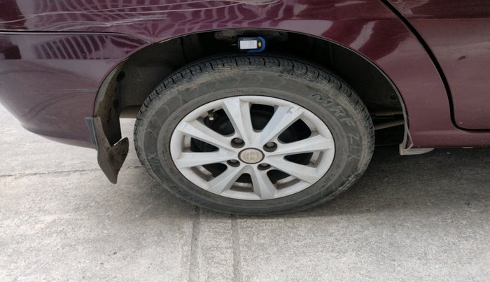 2012 Tata Indigo ECS VX CR4, Diesel, Manual, 77,205 km, tyre