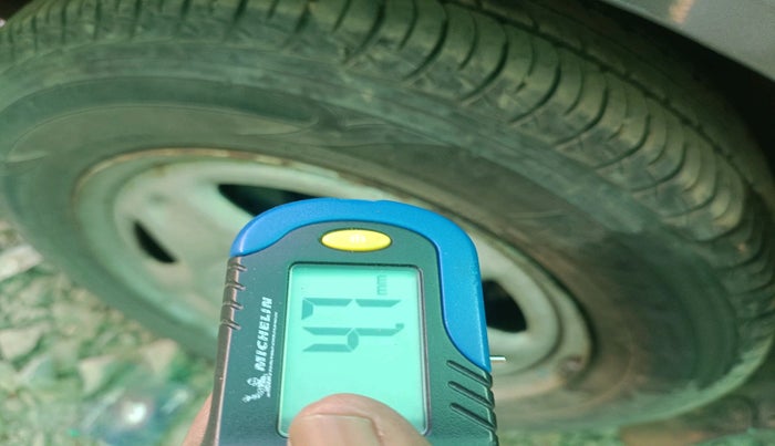 2013 Chevrolet Beat LT DIESEL, Diesel, Manual, 88,639 km, tyre