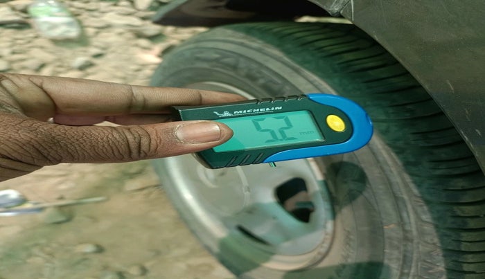 2013 Chevrolet Beat LT DIESEL, Diesel, Manual, 88,639 km, tyre