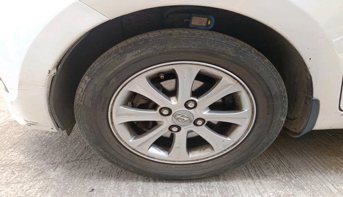 2016 Hyundai Grand i10 ASTA AT 1.2 KAPPA VTVT, Petrol, Automatic, 23,622 km, tyre