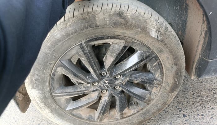 2021 Volkswagen TAIGUN GT 1.5 TSI MT, Petrol, Manual, 35,911 km, tyre