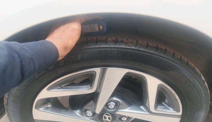 2020 Hyundai AURA SX 1.2 (O), Petrol, Manual, 39,775 km, tyre