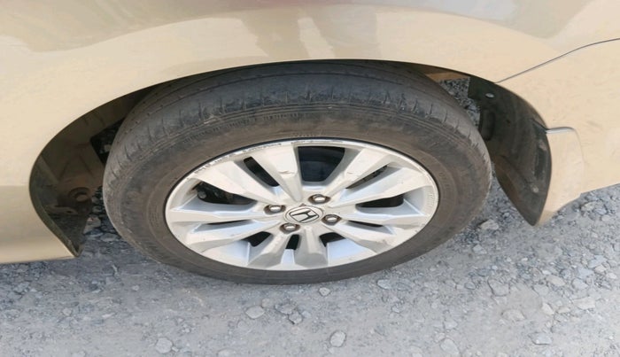 2012 Honda City 1.5L I-VTEC V MT, Petrol, Manual, 1,26,251 km, tyre