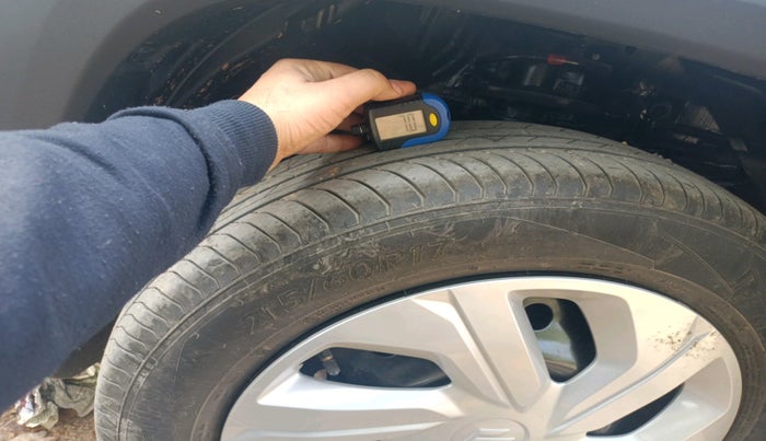 2026 Maruti Victoris Vxi 1.5 MT, Petrol, Manual, 37 km, tyre