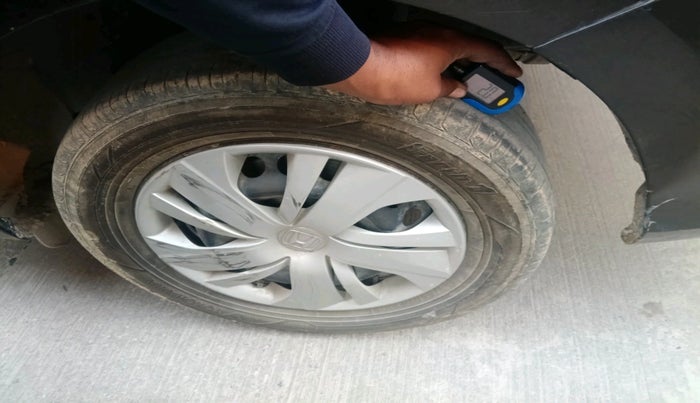 2020 Honda Amaze 1.2L I-VTEC S, Petrol, Manual, 1,23,405 km, tyre