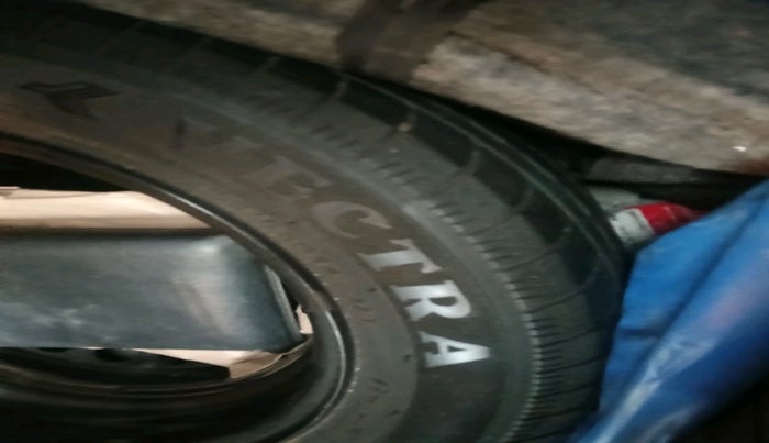 2020 Honda Amaze 1.2L I-VTEC S, Petrol, Manual, 1,23,405 km, tyre