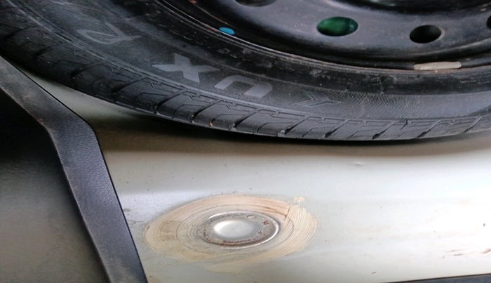 2016 Maruti Swift VXI, Petrol, Manual, 62,325 km, tyre