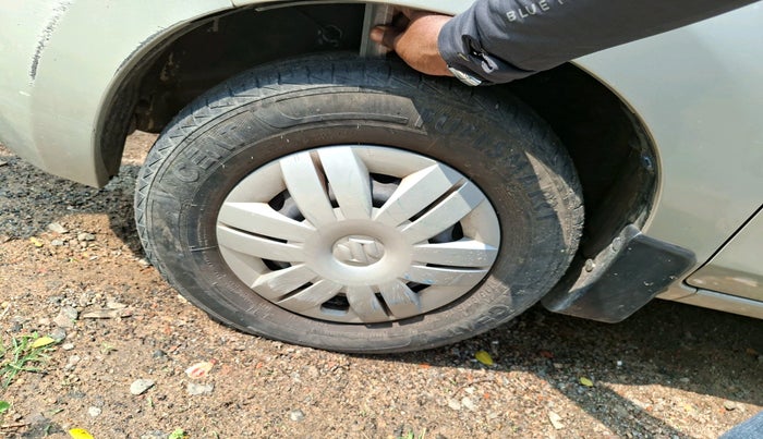 2019 Maruti Alto LXI, Petrol, Manual, 11,242 km, tyre