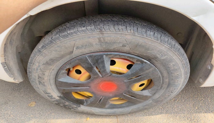 2017 Maruti Swift Dzire TOUR DIESEL, Diesel, Manual, 91,559 km, tyre