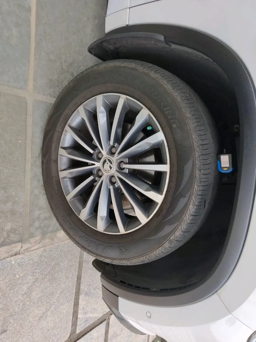 2019 Skoda Kodiaq SCOUT, Diesel, Automatic, 85,001 km, tyre