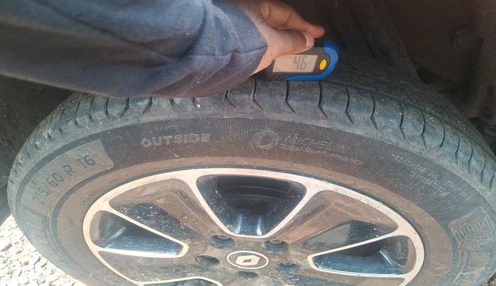 2019 Renault Duster RXS PETROL, Petrol, Manual, 60,454 km, tyre