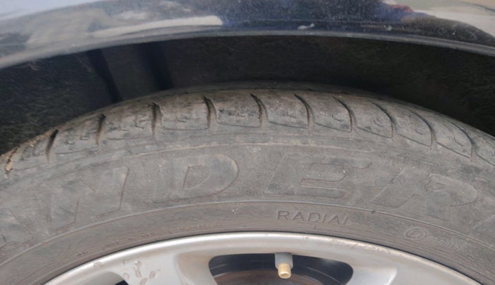 2007 Mercedes Benz C Class 200K AT, Petrol, Automatic, 69,072 km, tyre