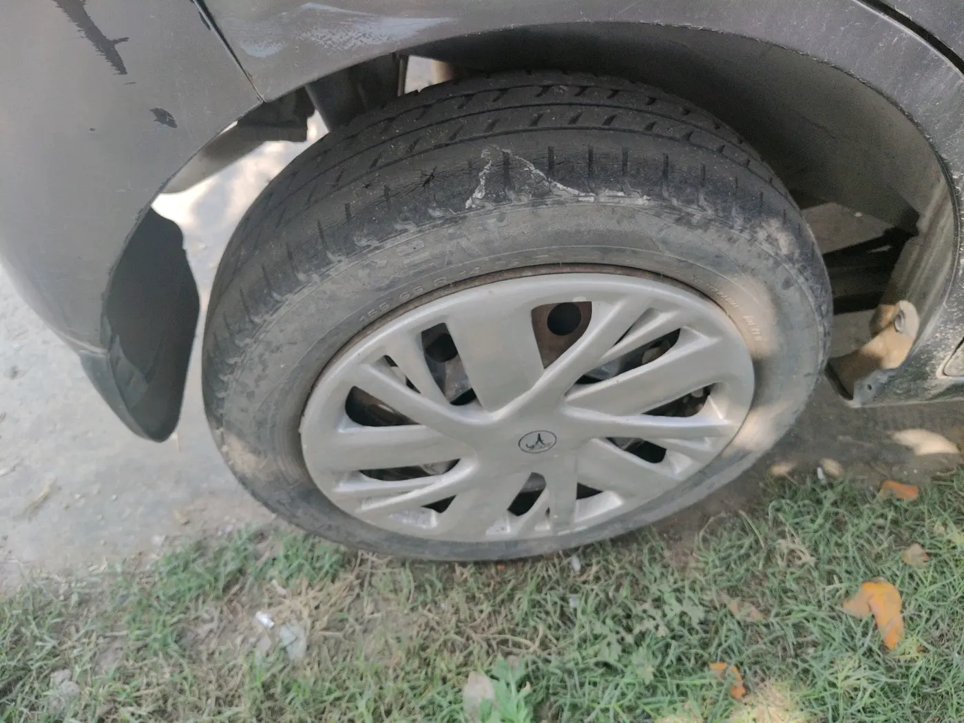 2013 Maruti Wagon R 1.0 VXI, Petrol, Manual, 84,493 km, tyre