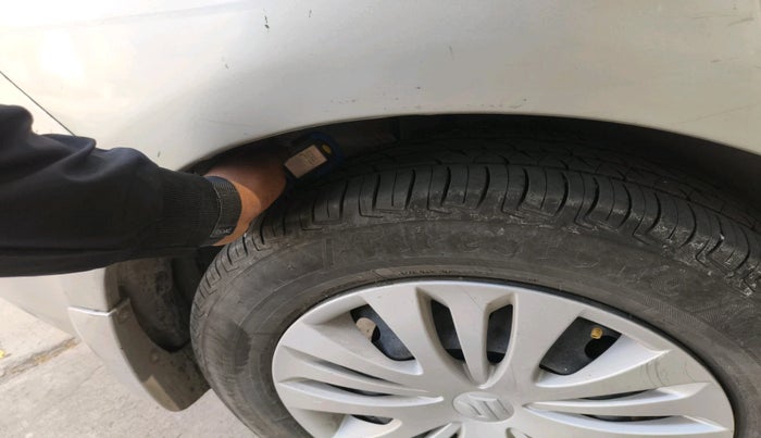 2014 Maruti Ertiga VXI, CNG, Manual, 1,37,072 km, tyre