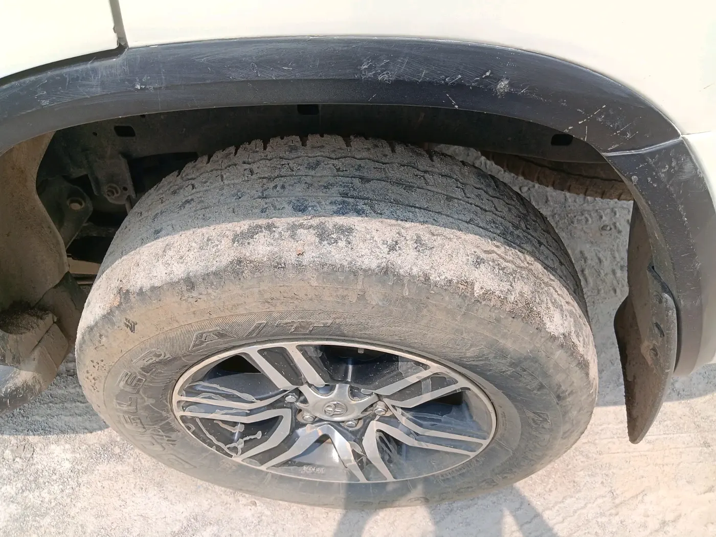 2017 Toyota Fortuner 2.8 4X2 MT, Diesel, Manual, 82,376 km, tyre