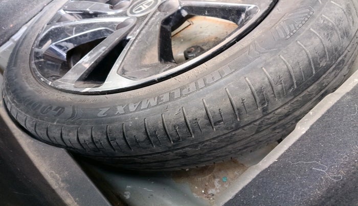 2021 Tata ALTROZ XZ PLUS PETROL DARK EDITION, Petrol, Manual, 34,849 km, tyre