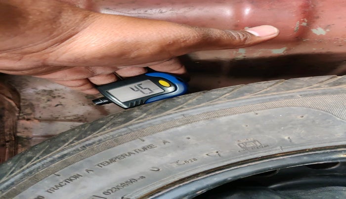 2013 Hyundai i20 SPORTZ 1.2, Petrol, Manual, 71,205 km, tyre