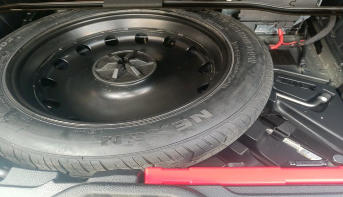 2023 Mercedes Benz GLC CLASS 220d 4MATIC, Diesel, Automatic, 70,833 km, tyre