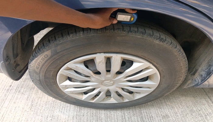 2017 Maruti Dzire VXI, Petrol, Manual, 36,713 km, tyre