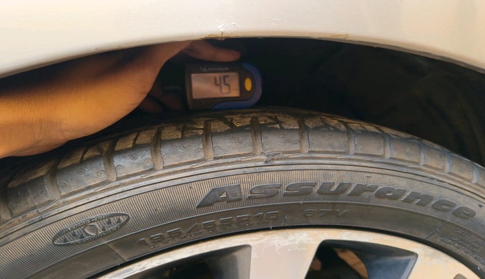 2016 Hyundai Verna 1.6 VTVT SX AT, Petrol, Automatic, 76,139 km, tyre