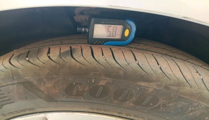 2018 Skoda Rapid AMBITION 1.5 TDI, Diesel, Manual, 1,36,222 km, tyre