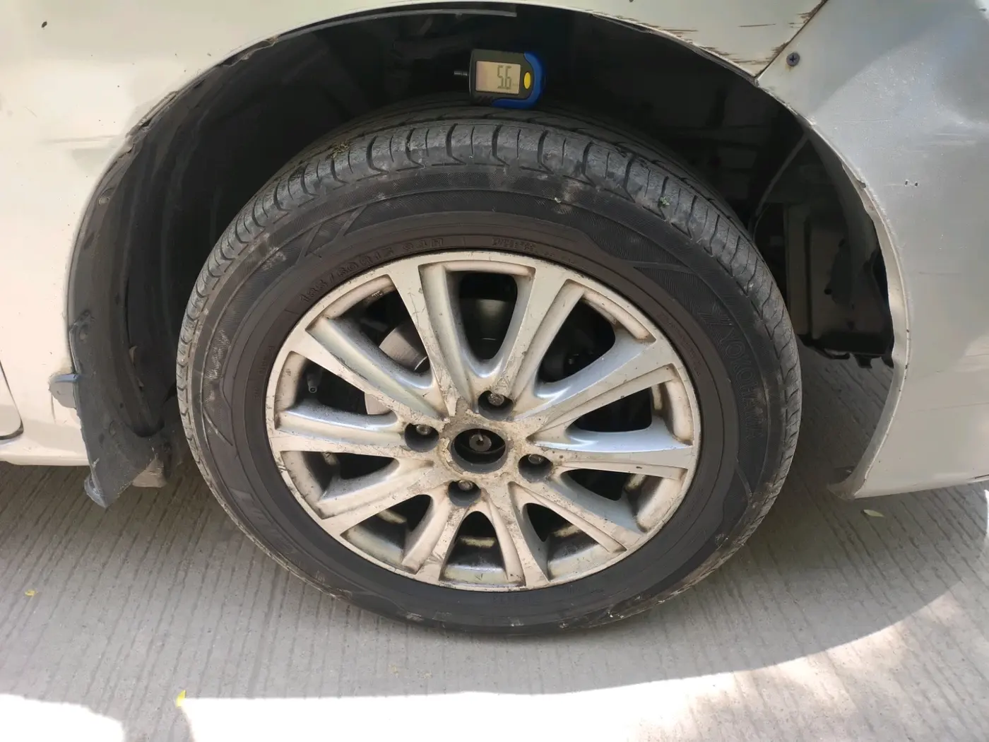 2013 Ashok Leyland Stile LX 7 SEATER, Diesel, Manual, 2,86,481 km, tyre