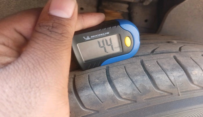 2019 KIA SELTOS HTK 1.5 DIESEL, Diesel, Manual, 1,93,418 km, tyre