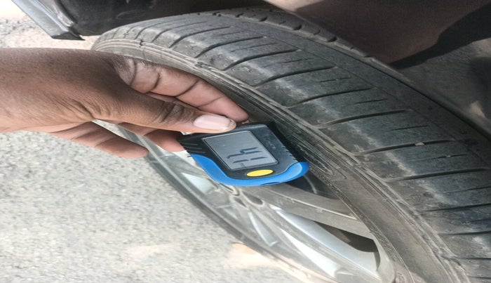 2021 Volkswagen Vento HIGHLINE PLUS 1.0L TSI AT, Petrol, Automatic, 25,039 km, tyre